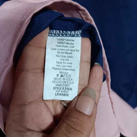 Gorgeous blue blouse with pink accents by cocolove size Large - Picture 3 of 4